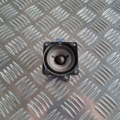 Mērinstrumentu paneļa skaļrunis priekš CHRYSLER VOYAGER 2006