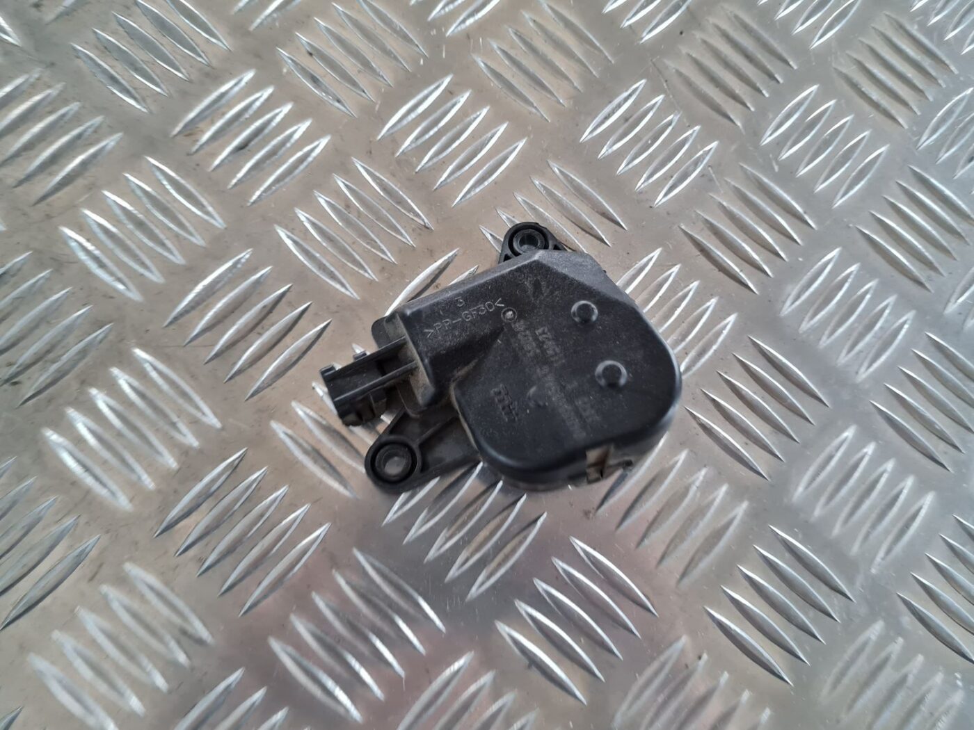 Apsildes sistēmas aktuators priekš CHRYSLER VOYAGER 2006