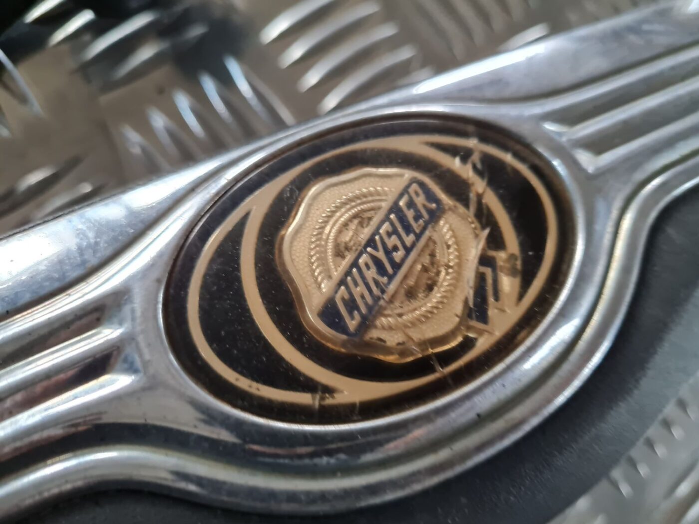 Numura zīmes gaismas uzlika komplektā priekš CHRYSLER VOYAGER 2006 2 Numura zīmes gaismas uzlika komplektā priekš CHRYSLER VOYAGER 2006