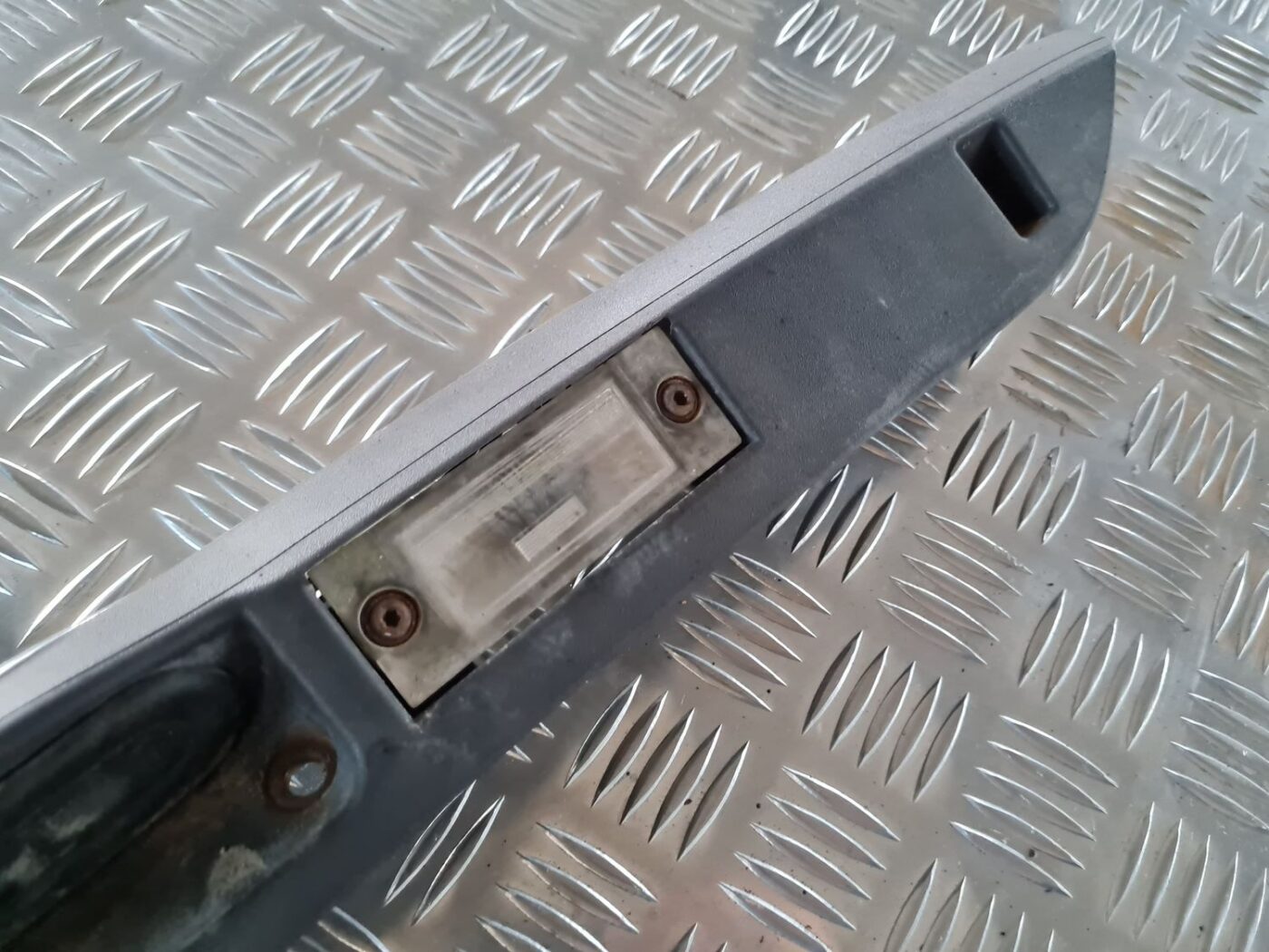 Numura zīmes gaismas uzlika komplektā priekš CHRYSLER VOYAGER 2006 6 Numura zīmes gaismas uzlika komplektā priekš CHRYSLER VOYAGER 2006