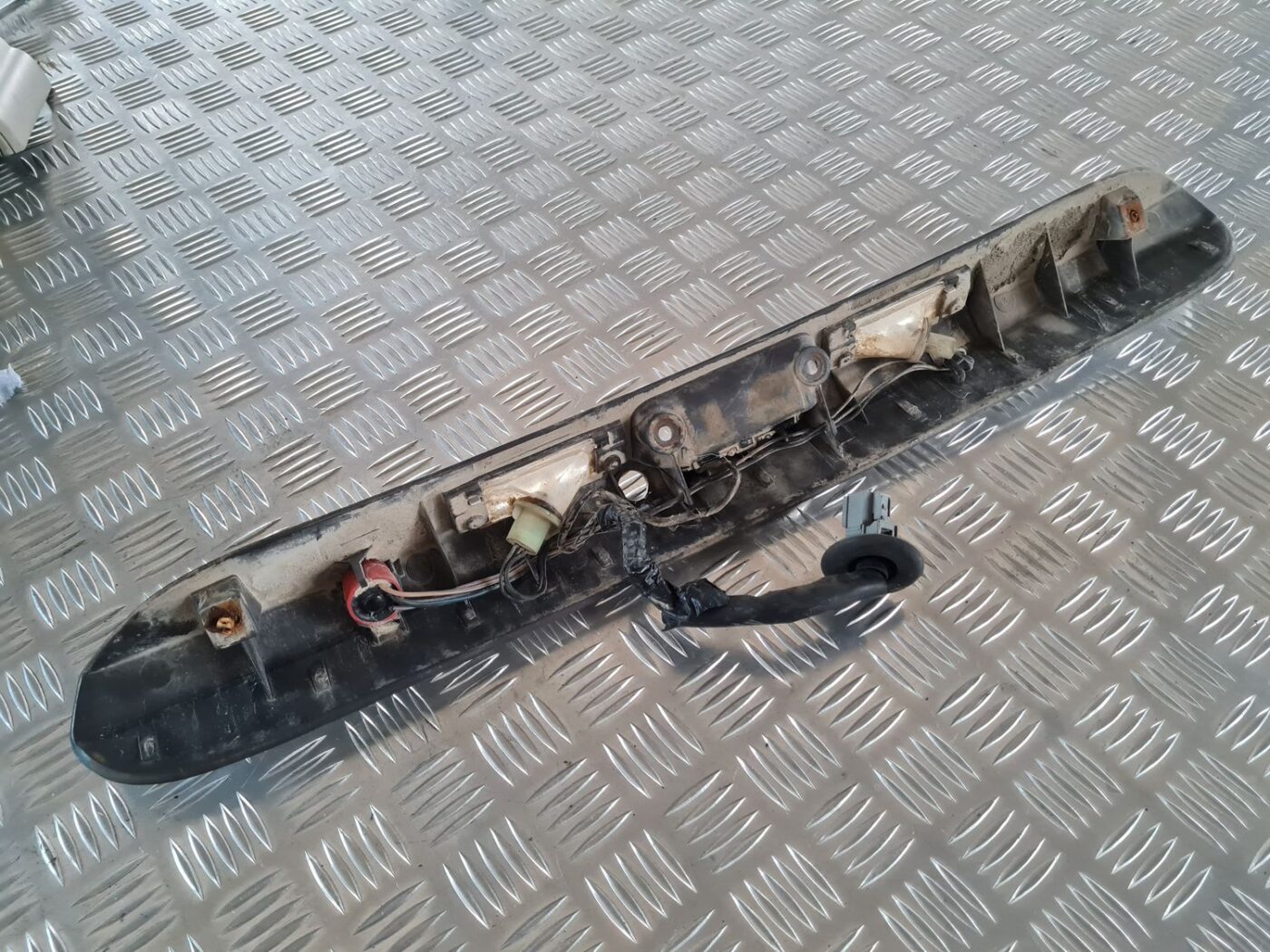 Numura zīmes gaismas uzlika komplektā priekš CHRYSLER VOYAGER 2006 3 Numura zīmes gaismas uzlika komplektā priekš CHRYSLER VOYAGER 2006