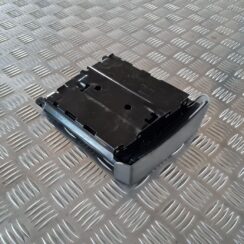 Krūzes turētājs priekš CHRYSLER VOYAGER 2006