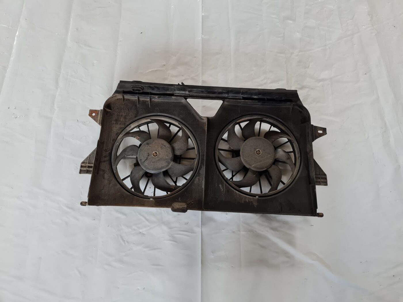 Dzesēšanas radiatora ventilators priekš CHRYSLER VOYAGER 2006 1 Dzesēšanas radiatora ventilators priekš CHRYSLER VOYAGER 2006