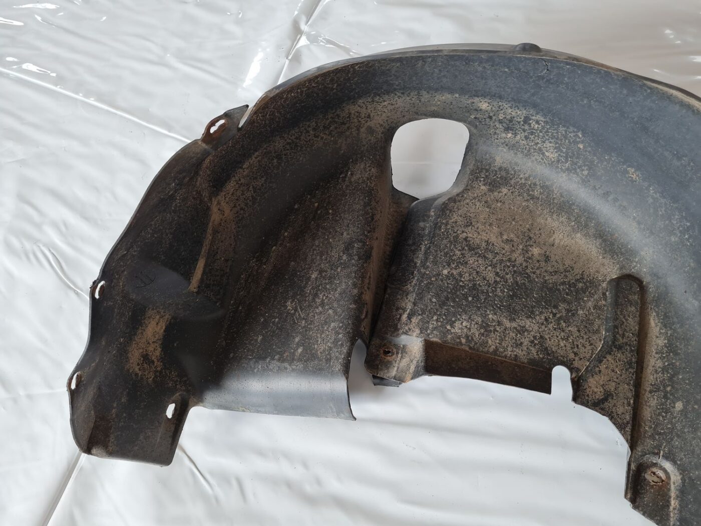 Aizmugurējais labais paspārns priekš VW GOLF IV 1999