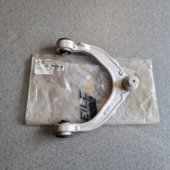 Priekšējas piekares svira priekš