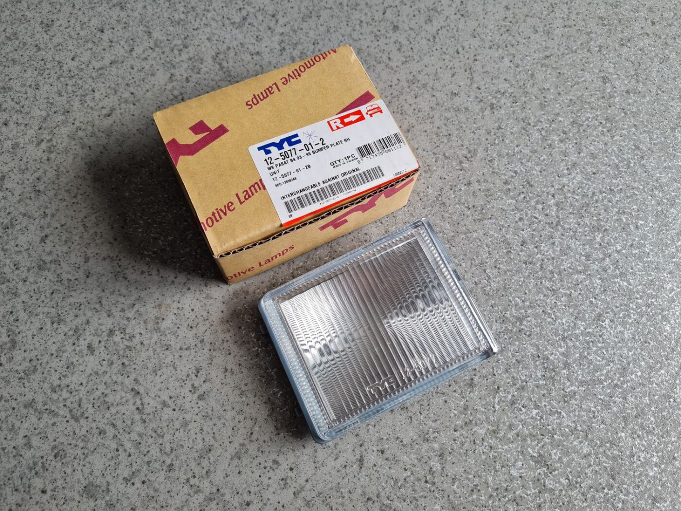 Priekšējais atstarotājs priekš 1 Priekšējais atstarotājs priekš