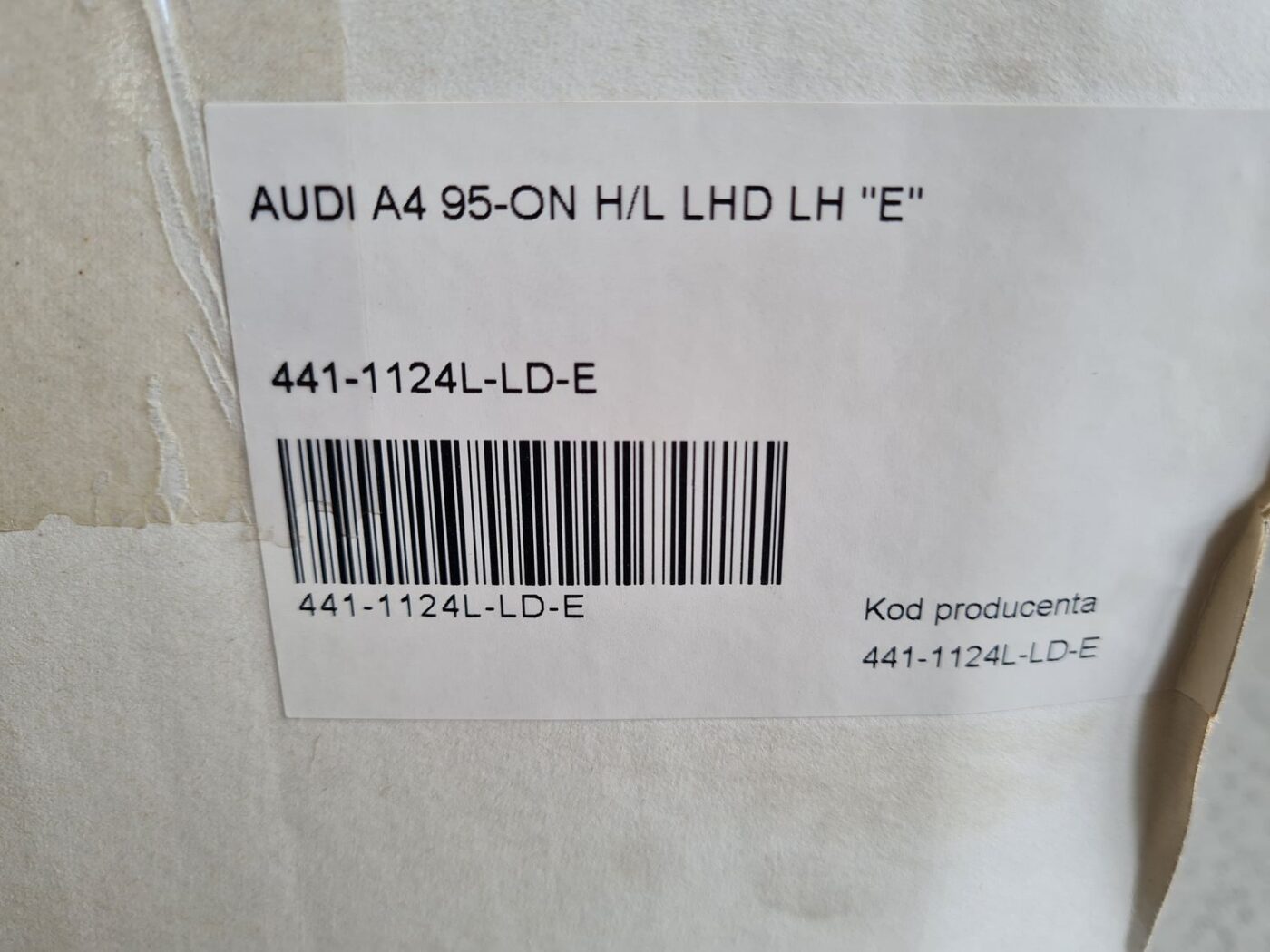 Priekšējais kreisais lukturis priekš 3 Priekšējais kreisais lukturis priekš