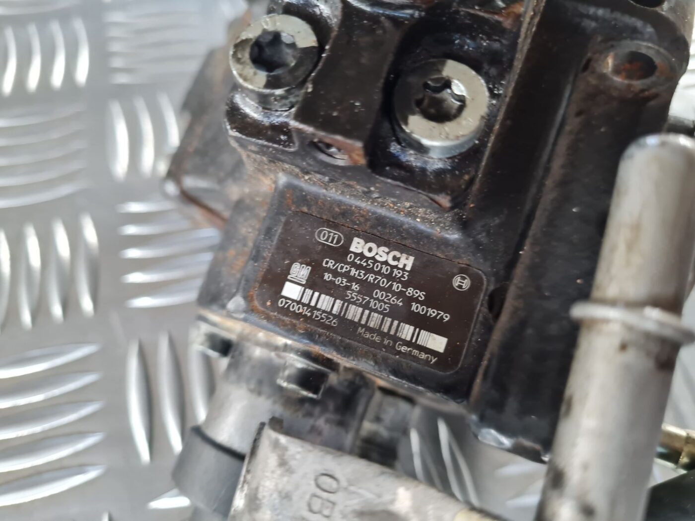 Augstspiediena degvielas sūknis priekš OPEL INSIGNIA SPORTS TOURER 2010 5 Augstspiediena degvielas sūknis priekš OPEL INSIGNIA SPORTS TOURER 2010