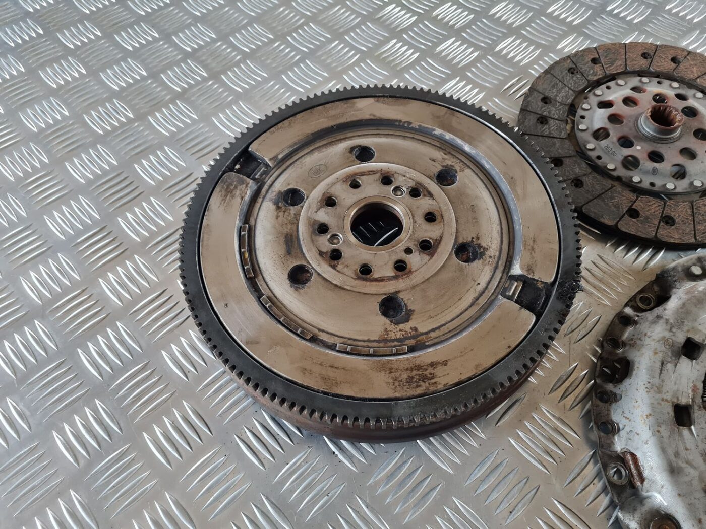 Sajūga komplekts priekš SAAB 9-5 1999 3 Sajūga komplekts priekš SAAB 9-5 1999