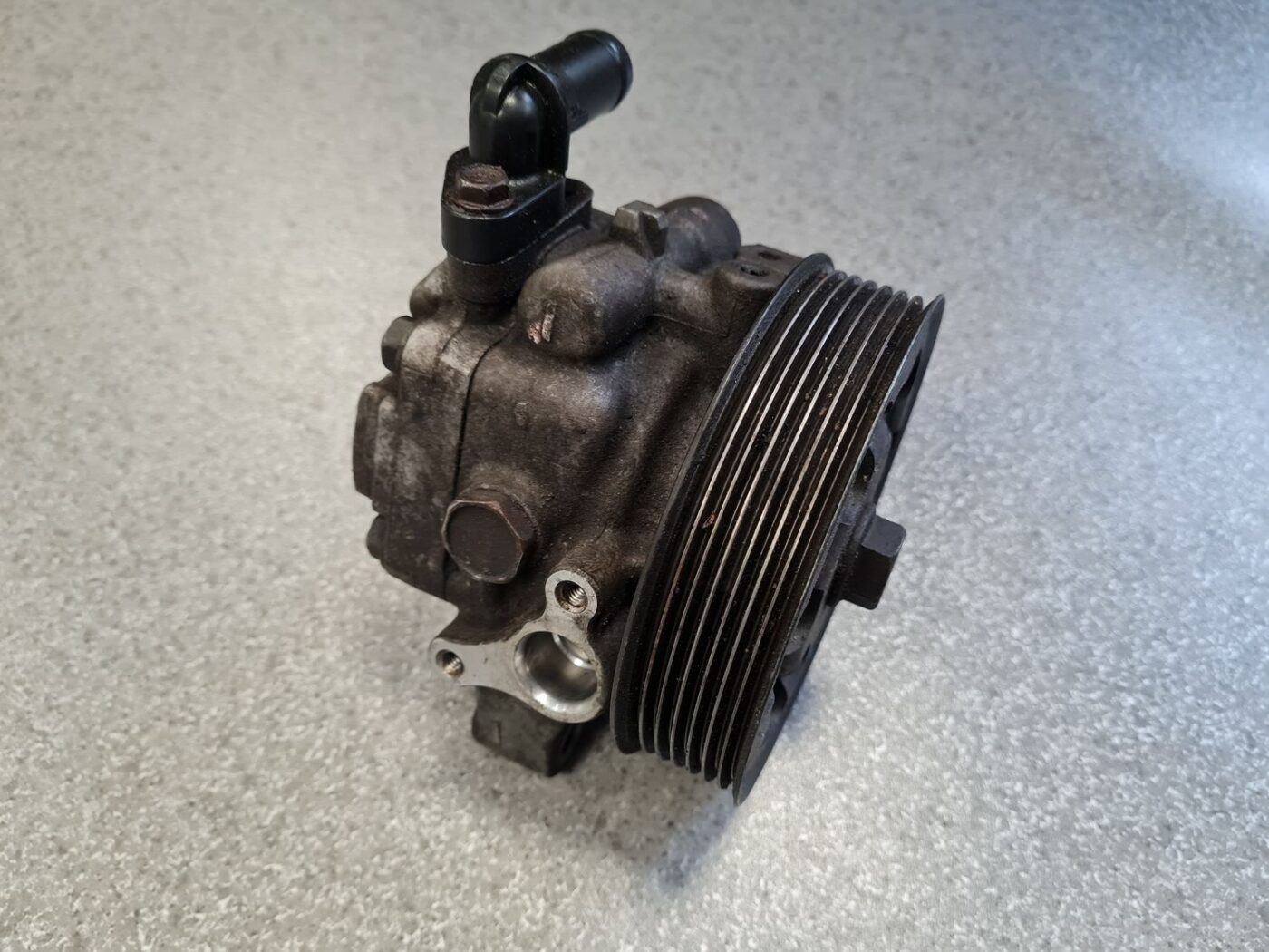 Hidrauliskais pastiprinātājs priekš HONDA ACCORD 2007 YR562P 2 Hidrauliskais pastiprinātājs priekš HONDA ACCORD 2007 YR562P