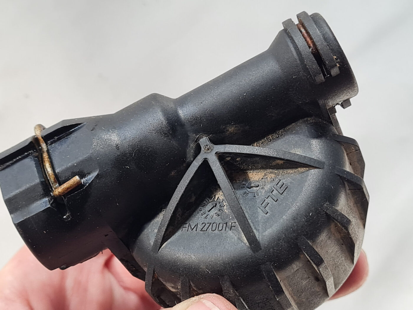 Sajūga galvenā cilindra caurule priekš SAAB 9-3 2009 5 Sajūga galvenā cilindra caurule priekš SAAB 9-3 2009