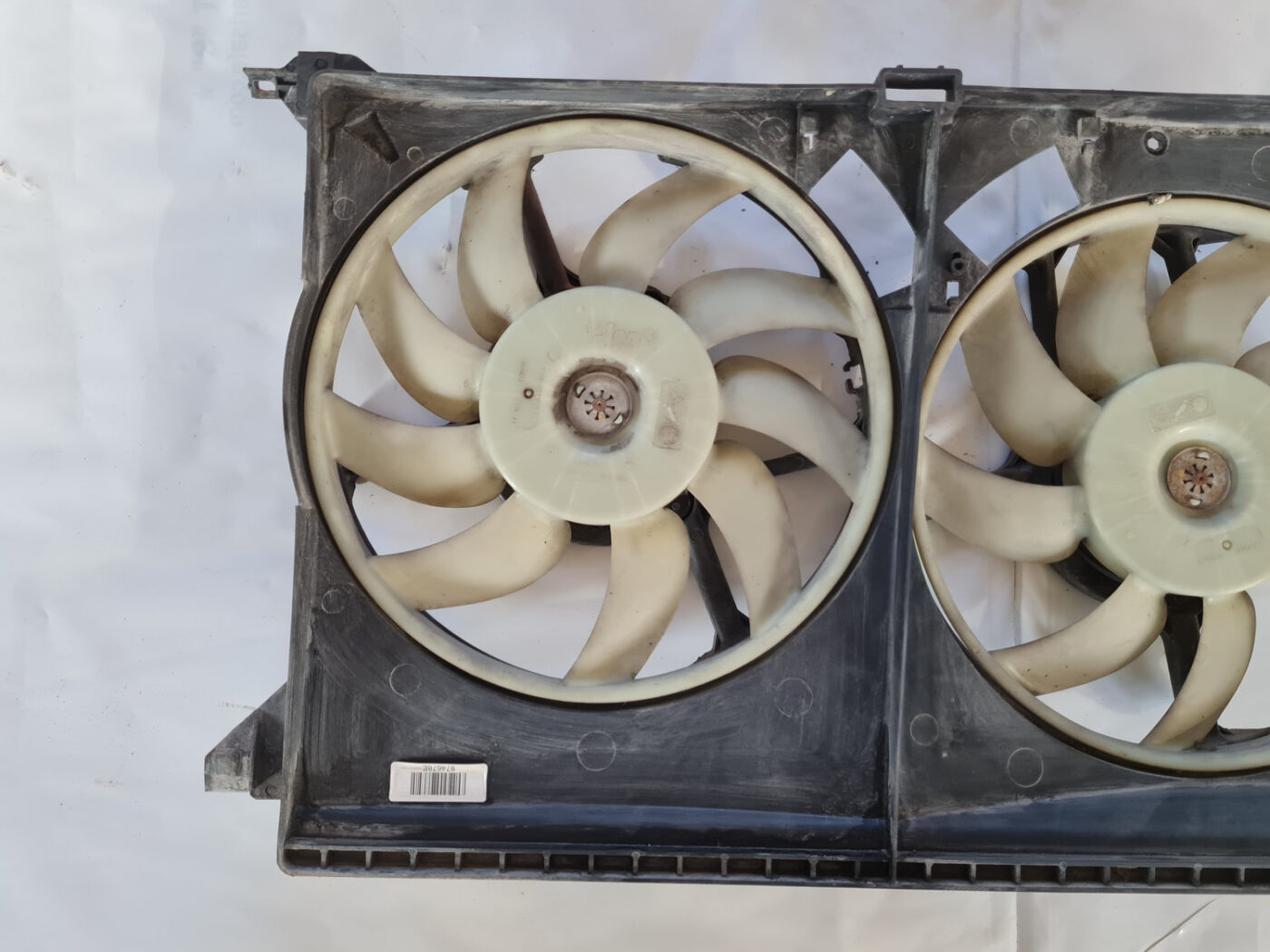 Dzesēšanas radiatora ventilators priekš SAAB 9-3 2009 2 Dzesēšanas radiatora ventilators priekš SAAB 9-3 2009