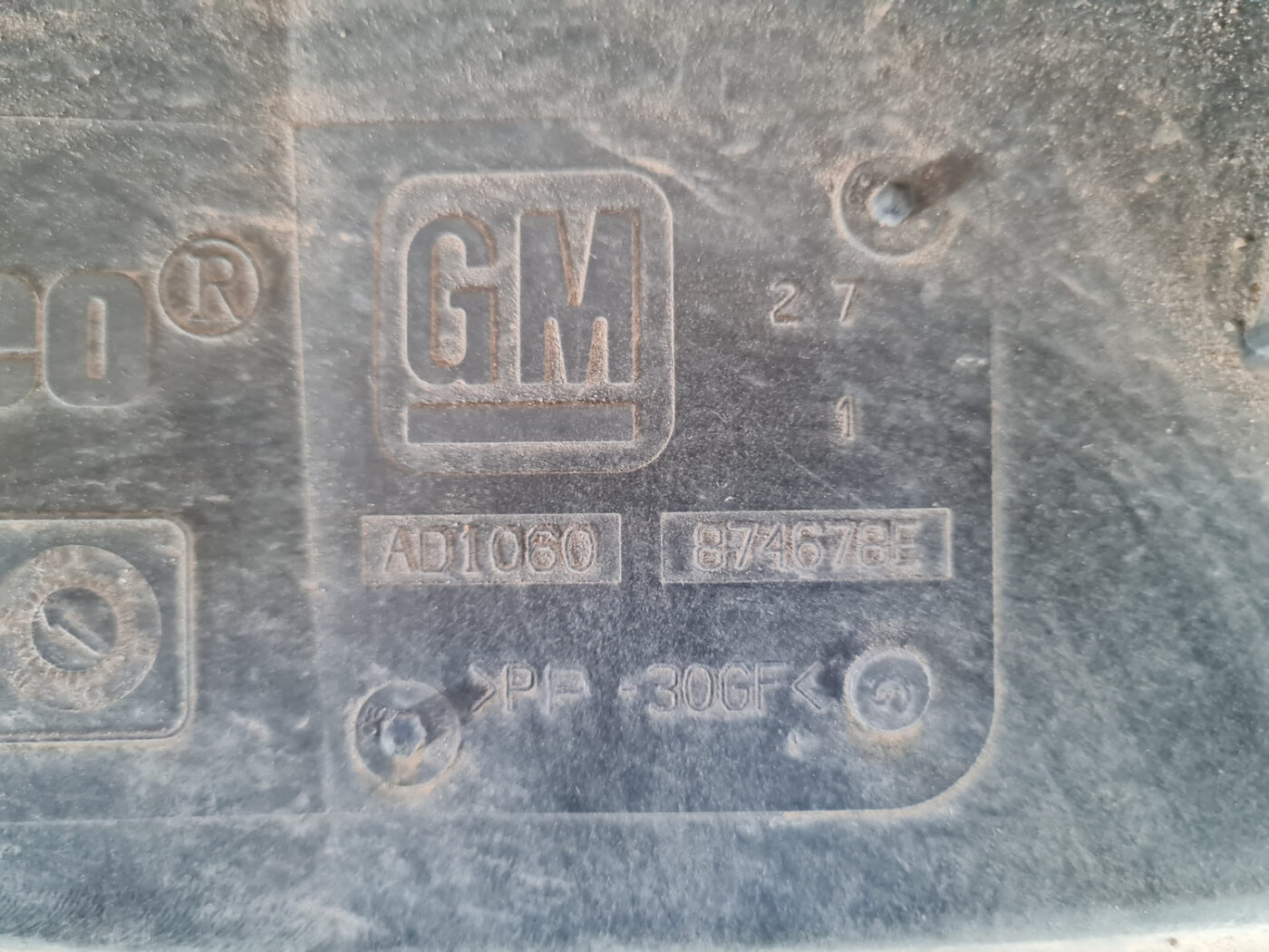 Dzesēšanas radiatora ventilators priekš SAAB 9-3 2009 8 Dzesēšanas radiatora ventilators priekš SAAB 9-3 2009