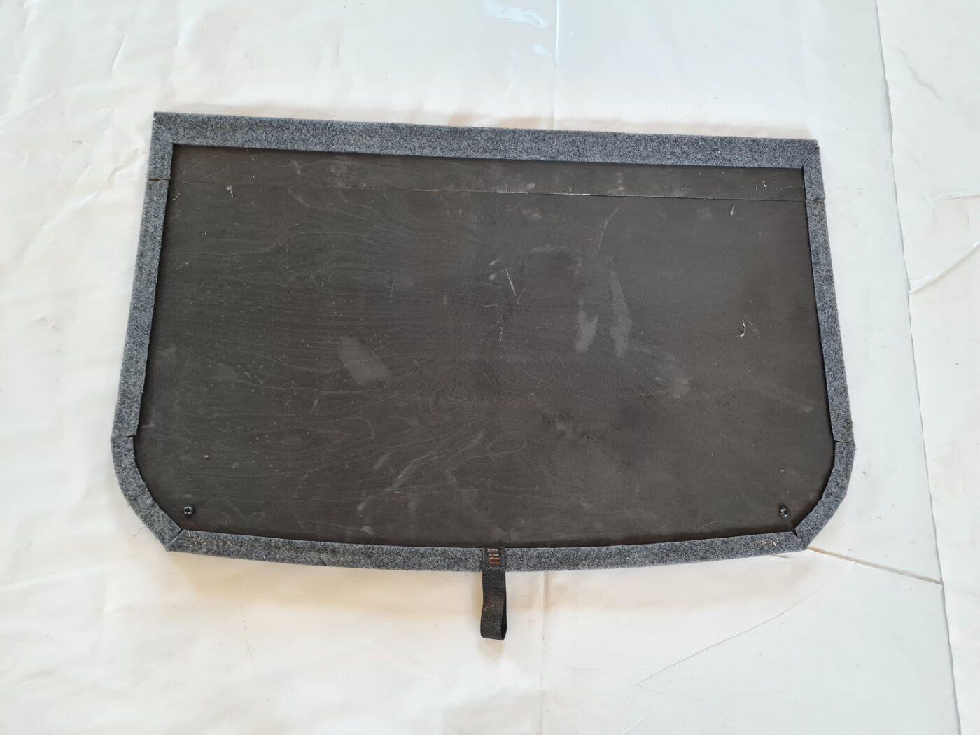 Bagāžnieka grīda priekš SAAB 9-3 2009 3 Bagāžnieka grīda priekš SAAB 9-3 2009