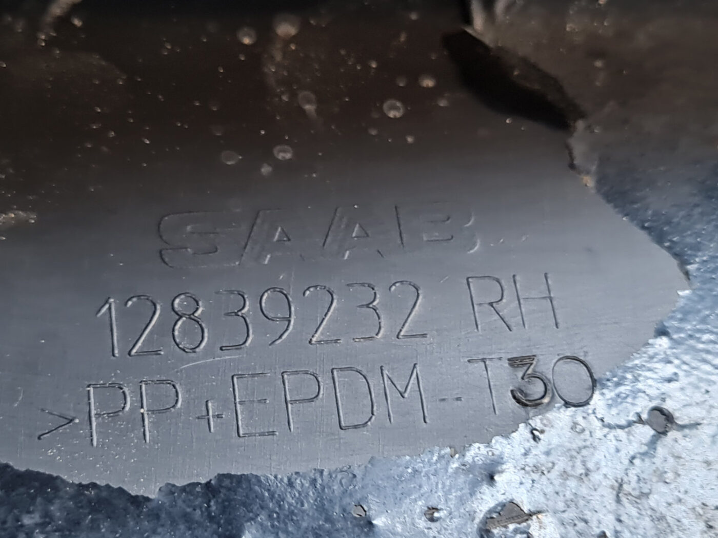 Ārēja sliekšņa laba uzlika priekš SAAB 9-3 2009 3 Ārēja sliekšņa laba uzlika priekš SAAB 9-3 2009