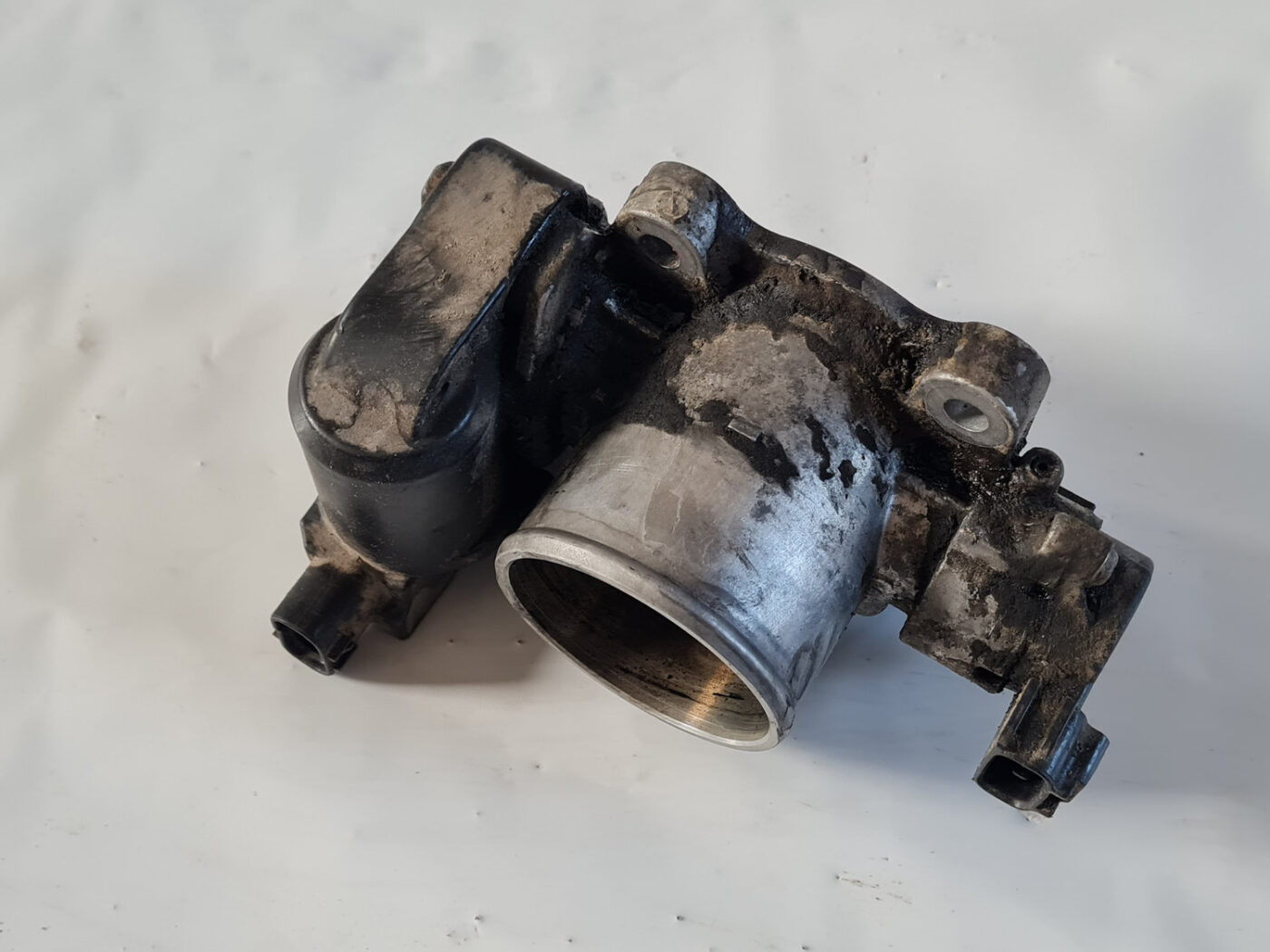 Droseļvārsts priekš TOYOTA AVENSIS 2007 UNIVERSAL 6 Droseļvārsts priekš TOYOTA AVENSIS 2007 UNIVERSAL