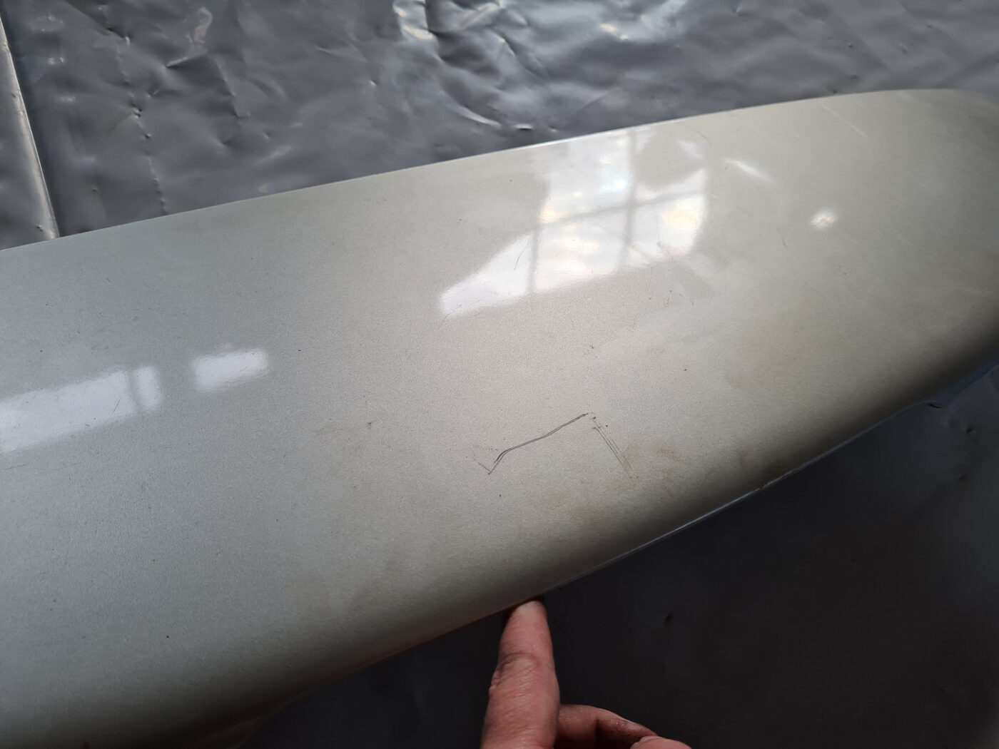 Bagāžnieka vāka spoileris priekš TOYOTA AVENSIS 2007 UNIVERSAL 9 Bagāžnieka vāka spoileris priekš TOYOTA AVENSIS 2007 UNIVERSAL