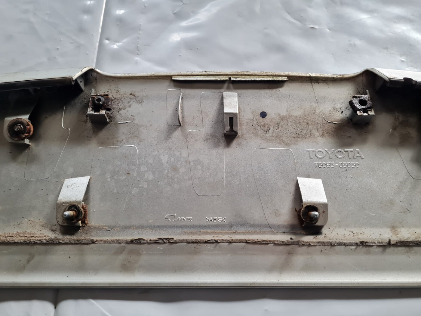 Bagāžnieka vāka spoileris priekš TOYOTA AVENSIS 2007 UNIVERSAL 4 Bagāžnieka vāka spoileris priekš TOYOTA AVENSIS 2007 UNIVERSAL