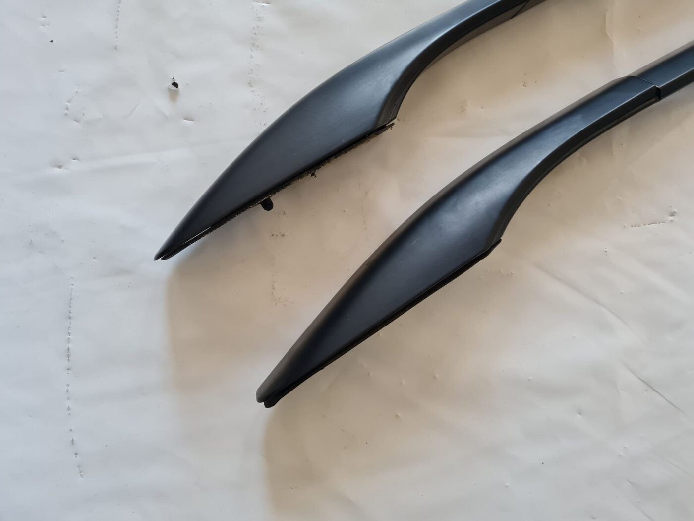 Jumta reliņi priekš TOYOTA AVENSIS 2007 UNIVERSAL 2 Jumta reliņi priekš TOYOTA AVENSIS 2007 UNIVERSAL