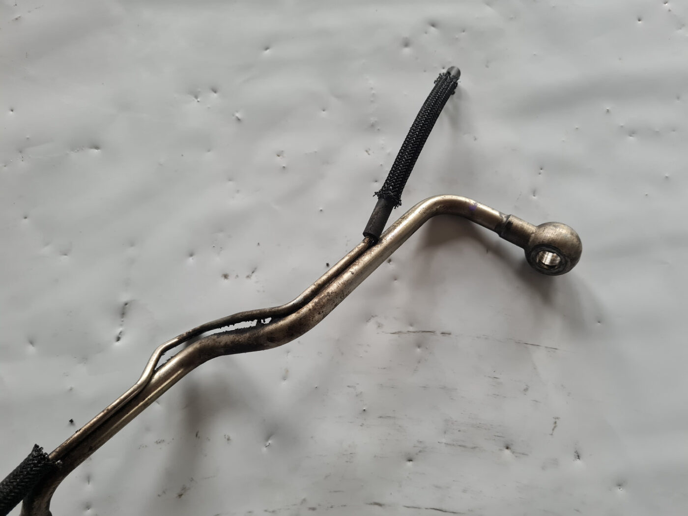 Turbīnas caurule priekš TOYOTA AVENSIS 2007 UNIVERSAL 4 Turbīnas caurule priekš TOYOTA AVENSIS 2007 UNIVERSAL