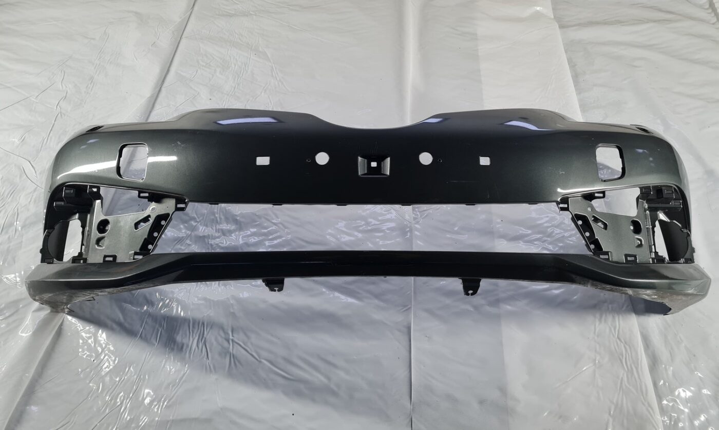 Priekšējais buferis priekš Toyota Auris 2012-2018 2 Priekšējais buferis priekš Toyota Auris 2012-2018