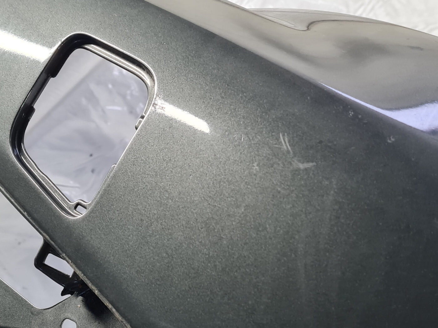 Priekšējais buferis priekš Toyota Auris 2012-2018 25 Priekšējais buferis priekš Toyota Auris 2012-2018