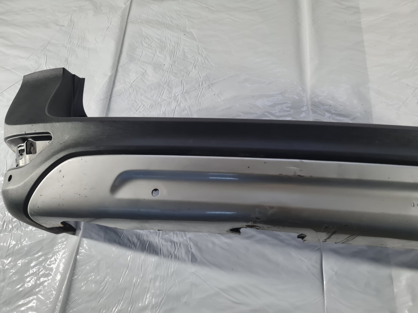 Aizmugures buferis priekš VOLVO XC70 2007 30 Aizmugures buferis priekš VOLVO XC70 2007