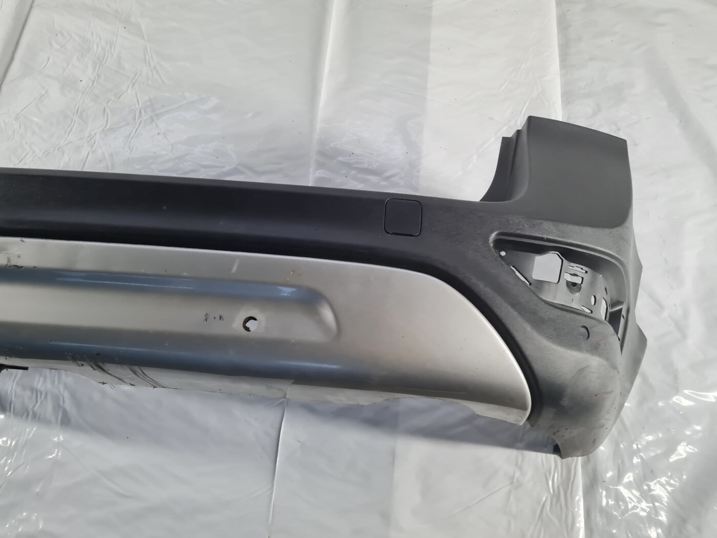 Aizmugures buferis priekš VOLVO XC70 2007 28 Aizmugures buferis priekš VOLVO XC70 2007