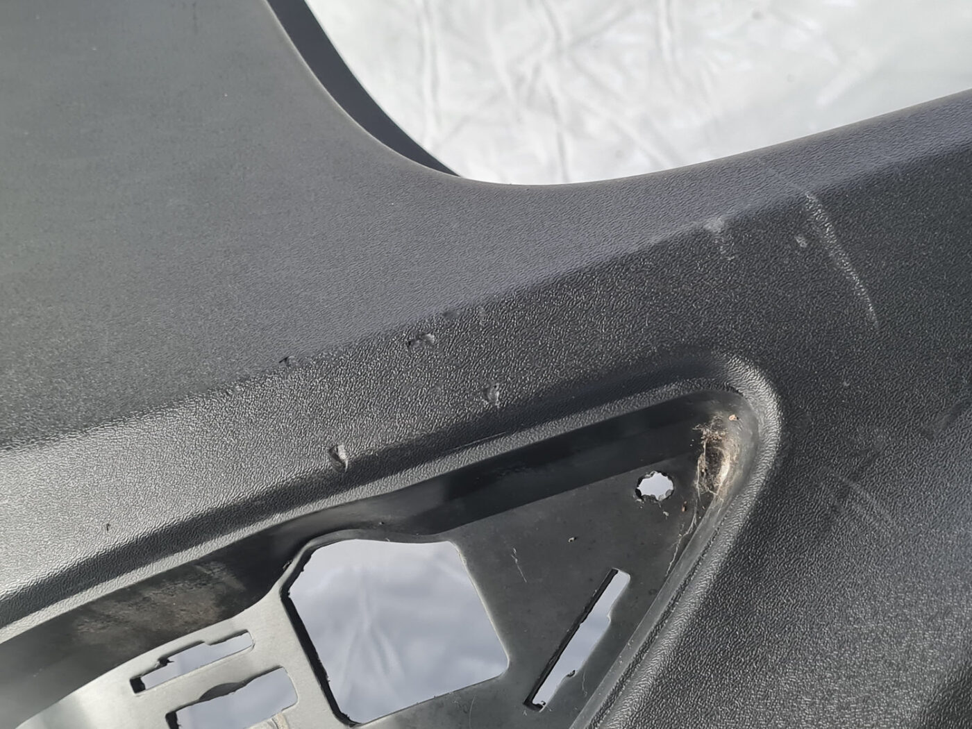 Aizmugures buferis priekš VOLVO XC70 2007 16 Aizmugures buferis priekš VOLVO XC70 2007