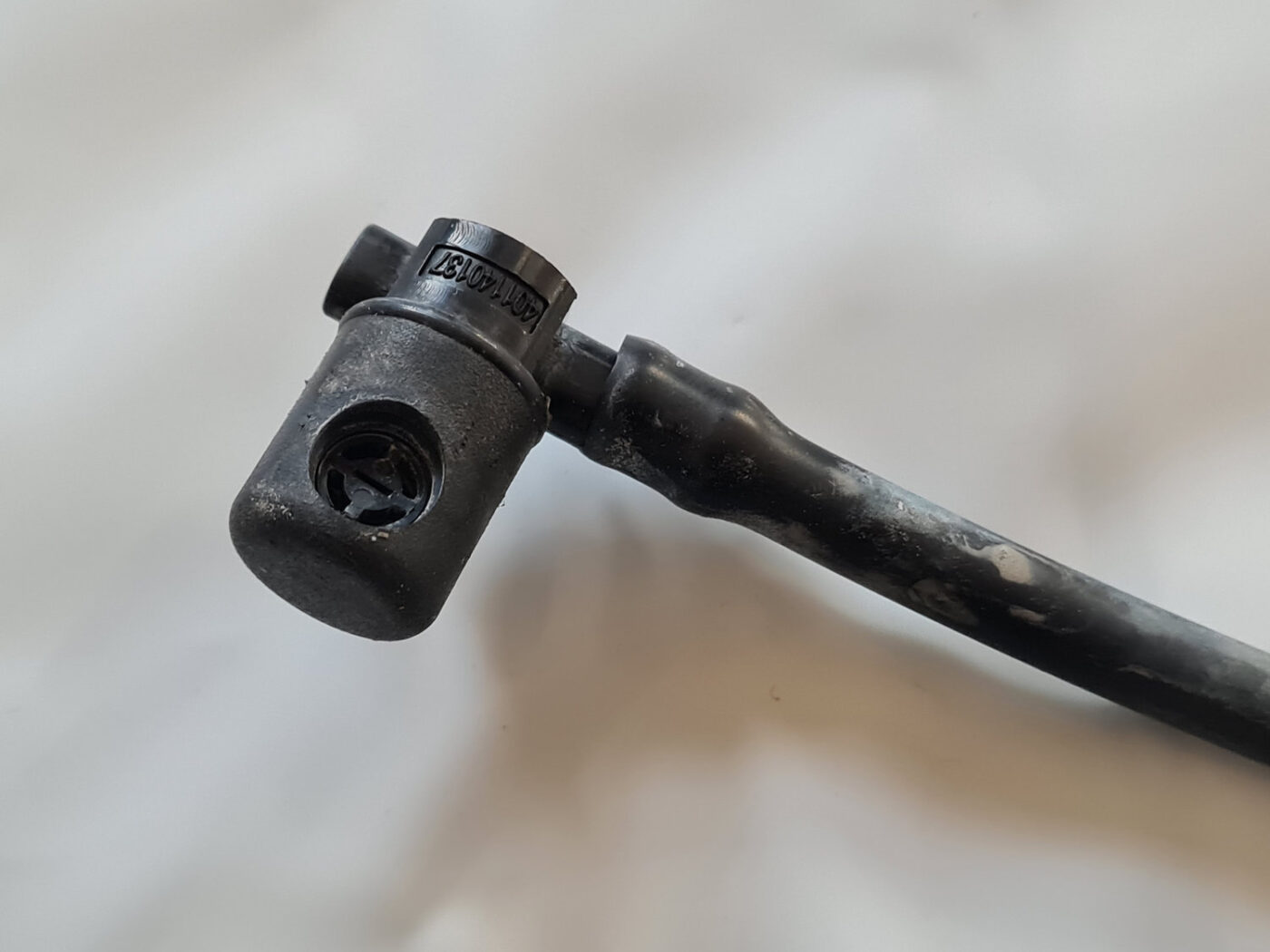 Vējstikla mazgāšanas šķidruma sprausla priekš OPEL INSIGNIA 2010 2 Vējstikla mazgāšanas šķidruma sprausla priekš OPEL INSIGNIA 2010