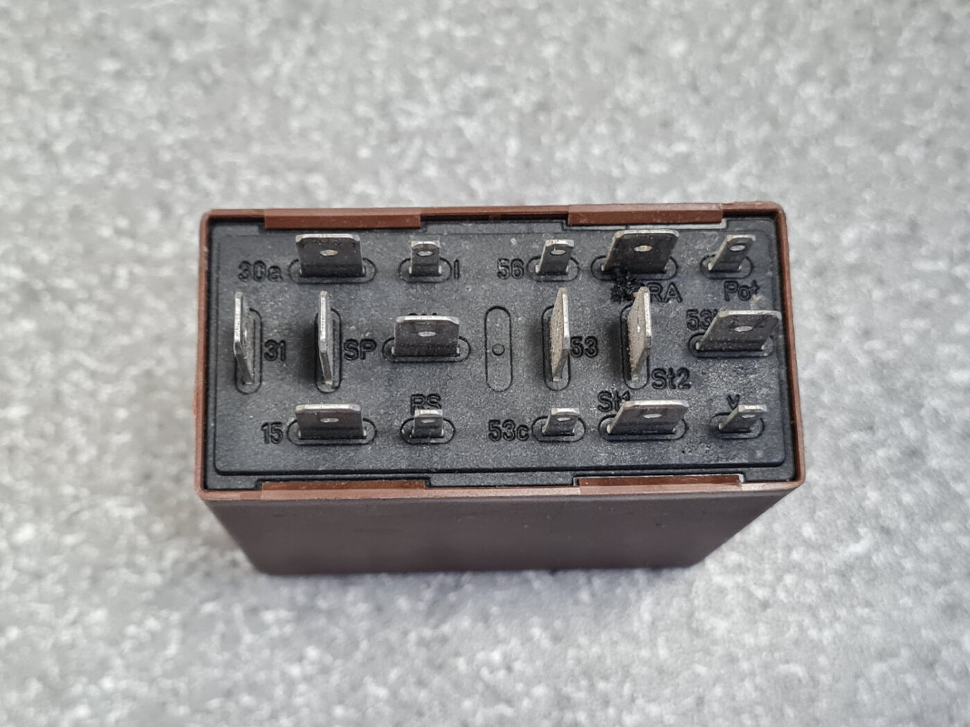 Drošinātāju releja priekš AUDI A6 1998 3 Drošinātāju releja priekš AUDI A6 1998