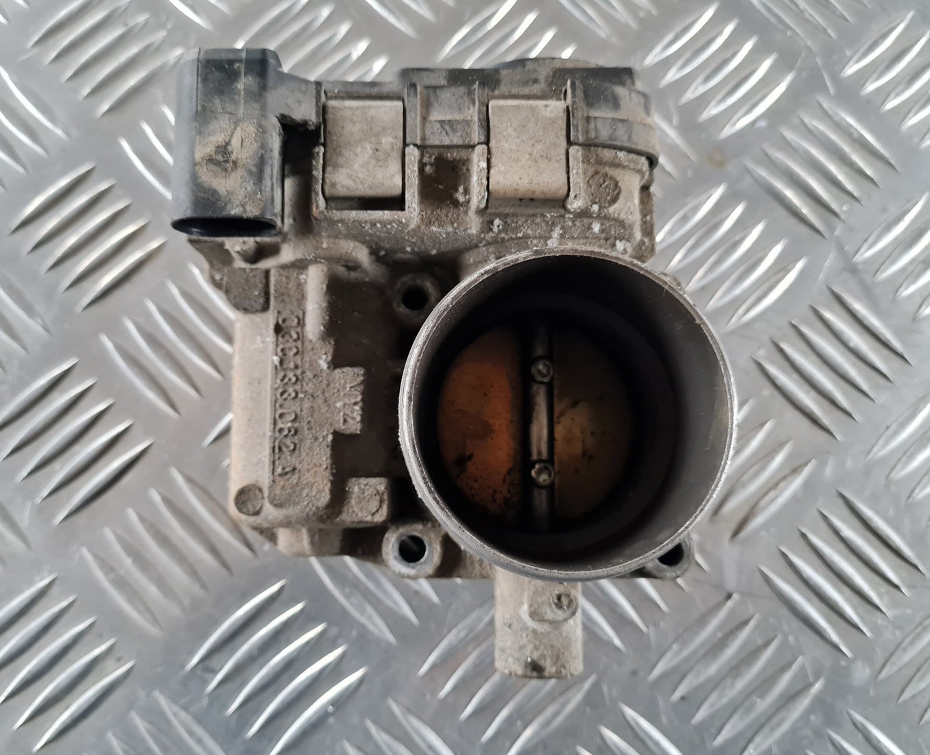 Droseļvārsts priekš ŠKODA OCTAVIA 2007 2 Droseļvārsts priekš ŠKODA OCTAVIA 2007