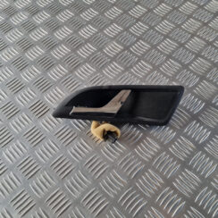 Salona durvju rokturis, aizmugures kreisais priekš ŠKODA OCTAVIA 2007