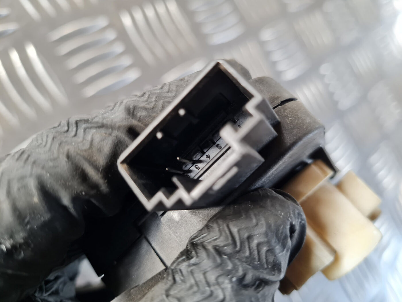 Apsildes sistēmas aktuators priekš ŠKODA OCTAVIA 2007