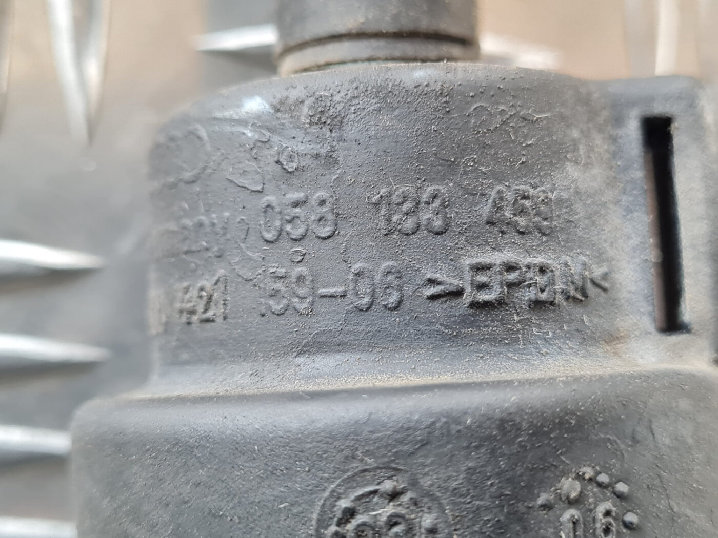 Solenoīda vakuuma vārsts priekš ŠKODA OCTAVIA 2007 5 Solenoīda vakuuma vārsts priekš ŠKODA OCTAVIA 2007