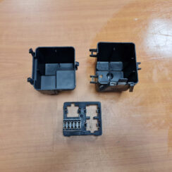 Drošinātāju kārbas korpuss priekš VW GOLF IV 1999