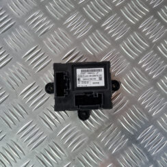 Priekšējo kreiso durvju vadības bloks priekš VOLVO XC 60 2009