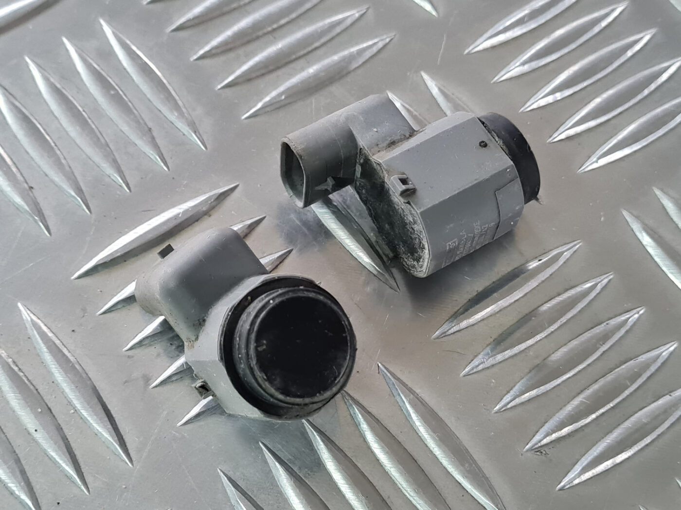 Parkošanās devējs priekš VOLVO XC 60 2009 2 Parkošanās devējs priekš VOLVO XC 60 2009