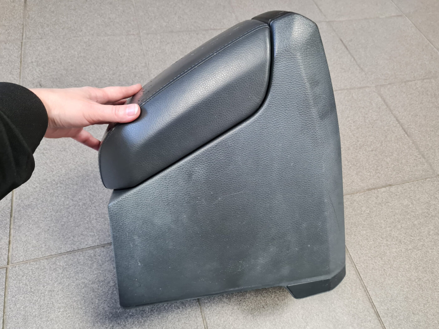 Roku balsts priekš VOLVO XC90 2004 4 Roku balsts priekš VOLVO XC90 2004