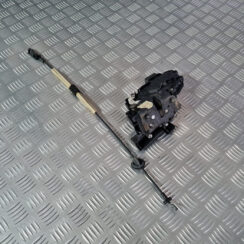 Priekšējo kreiso durvju slēdzene priekš VOLVO XC 60 2009