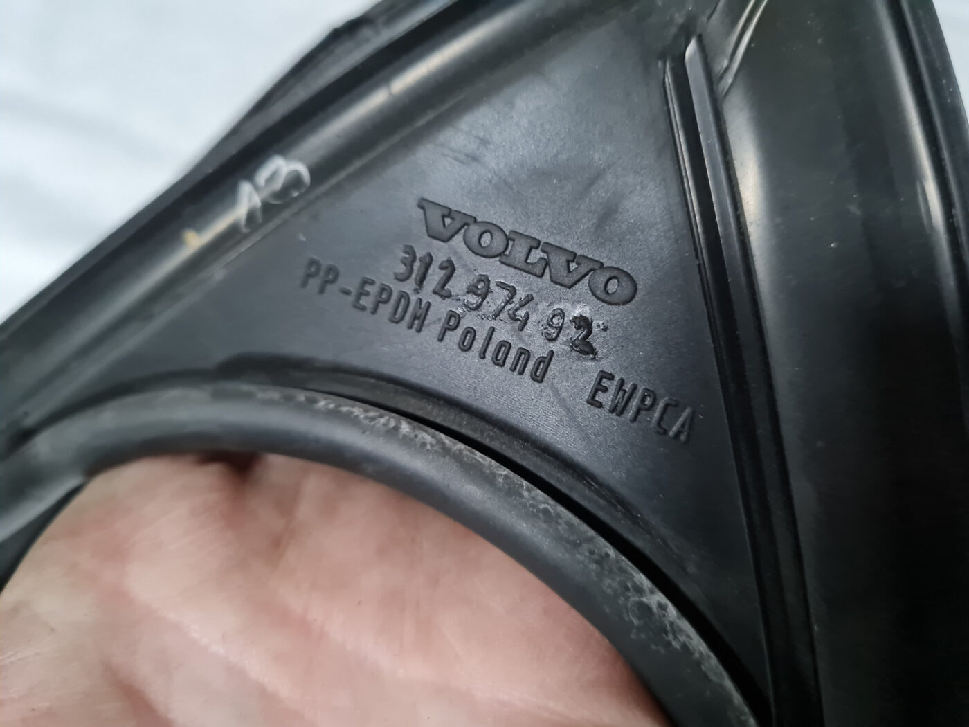 Durvju gumija priekš VOLVO XC 60 2009 4 Durvju gumija priekš VOLVO XC 60 2009