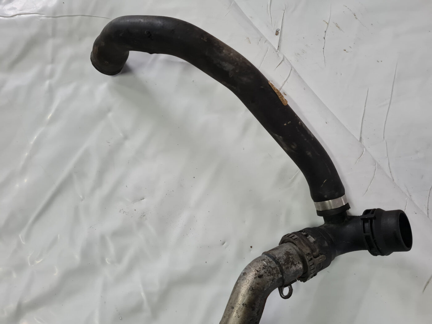 Dzesēšanas caurules priekš VOLVO XC 60 2009 5 Dzesēšanas caurules priekš VOLVO XC 60 2009