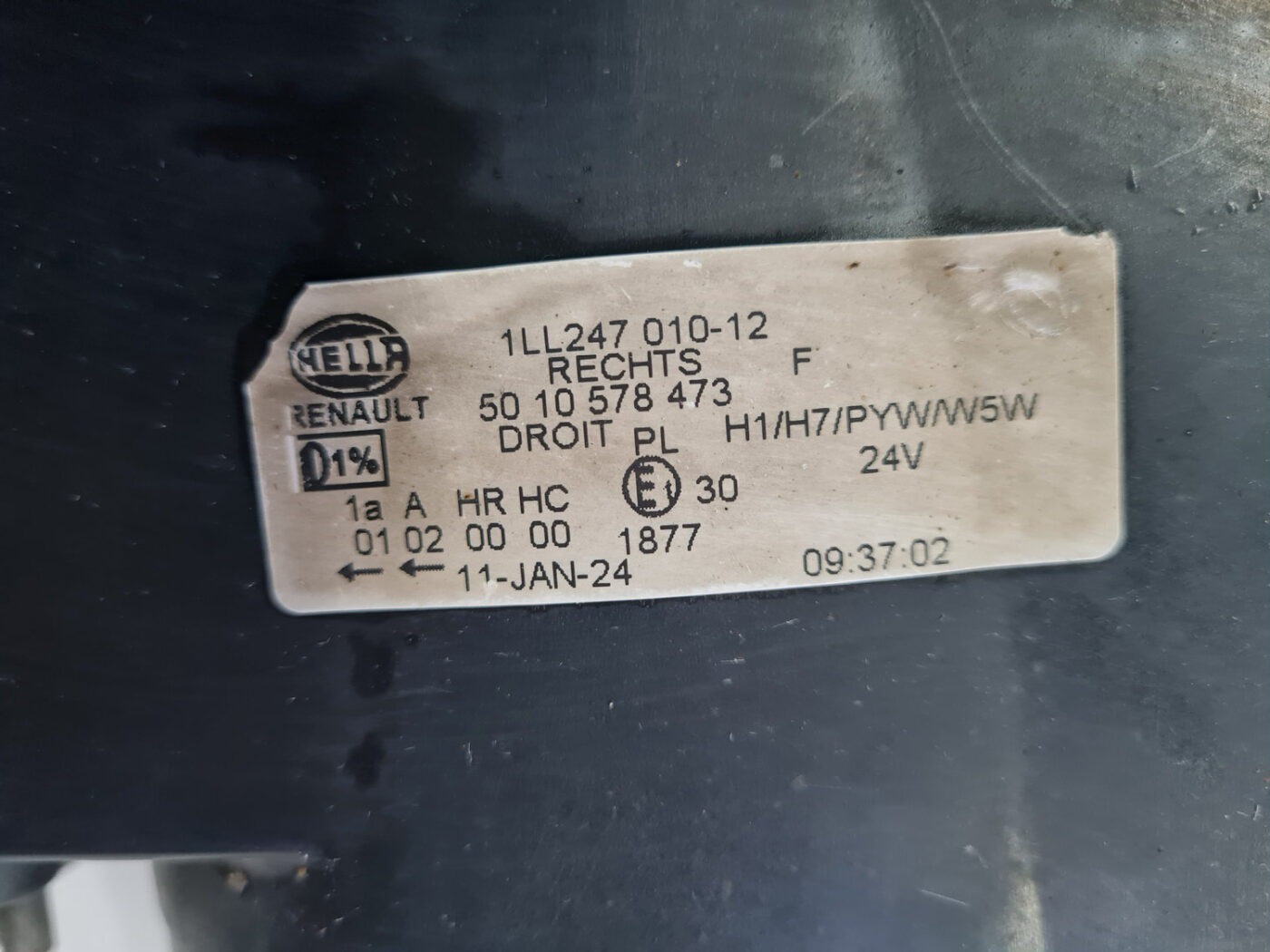 Priekšējais labais lukturis priekš RENAULT TRUCK 2004 10 Priekšējais labais lukturis priekš RENAULT TRUCK 2004