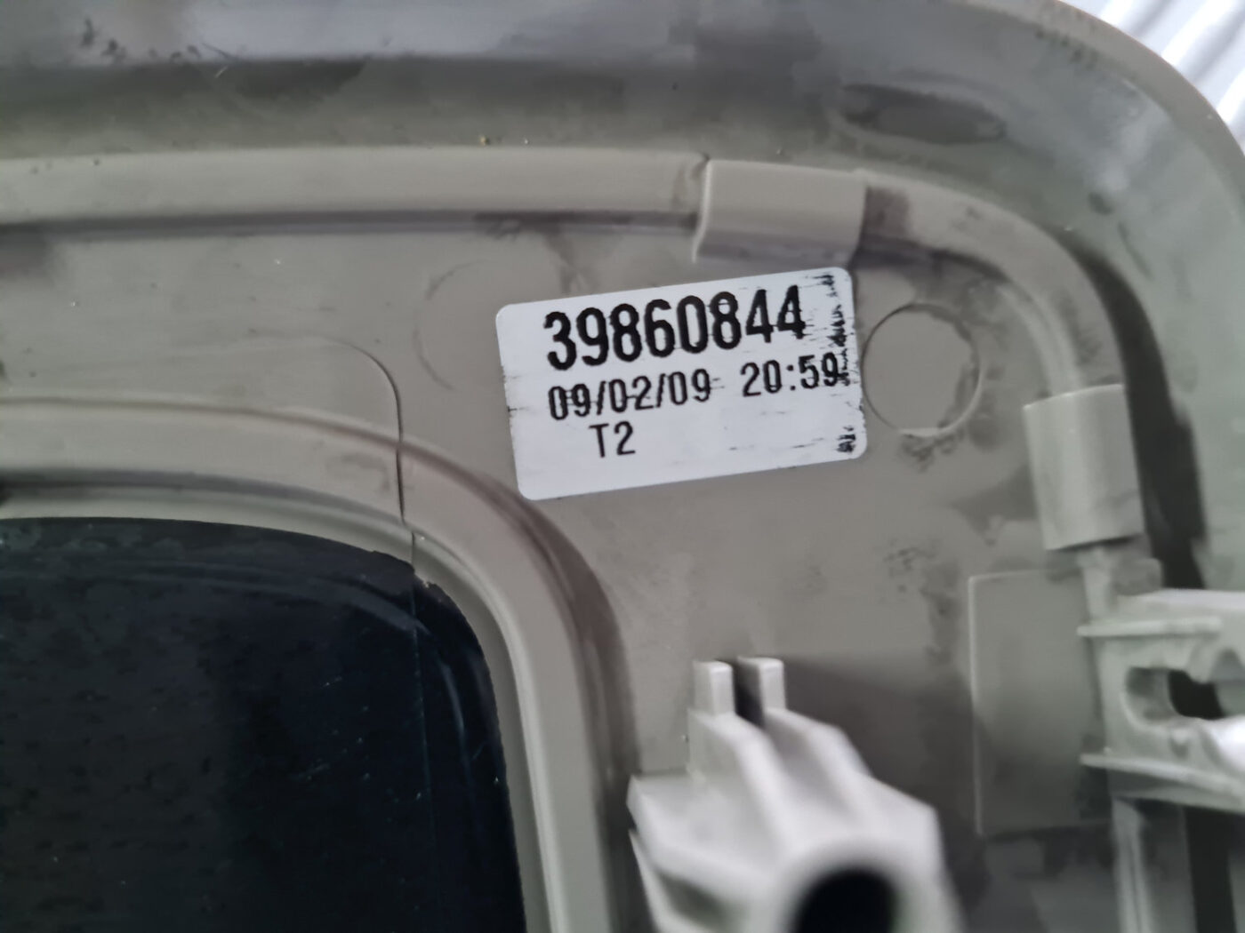 Salona apgaismojuma panelis priekš VOLVO C30 2009 5 Salona apgaismojuma panelis priekš VOLVO C30 2009