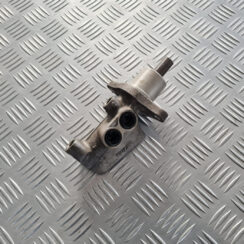 Bremžu pastiprinātāja galvenais cilindrs priekš VOLVO C30 2009