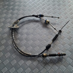 Pārnesumu pārslēgšanas mehānisma troses priekš VOLVO C30 2009