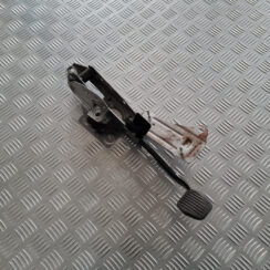 Bremžu pedālis priekš VOLVO C30 2009