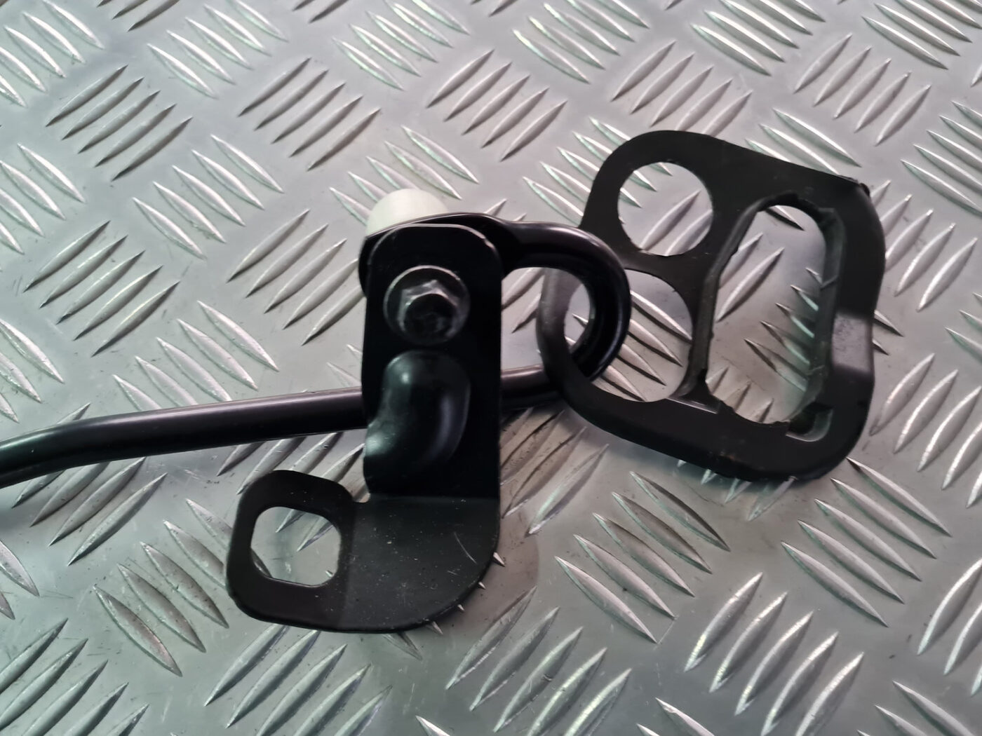 Drošības jostas regulators, pa labi priekš VOLVO C30 2009 4 Drošības jostas regulators, pa labi priekš VOLVO C30 2009