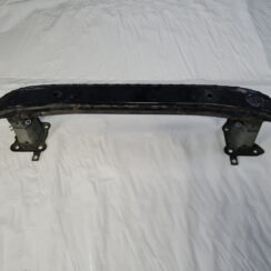 Priekšējā bufera pastiprinātājs priekš VOLVO C30 2009