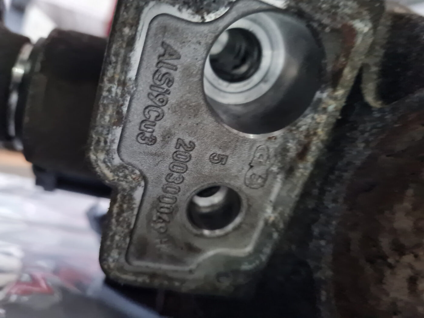 Aizmugurējais reduktors priekš VOLVO S60 2008 6 Aizmugurējais reduktors priekš VOLVO S60 2008